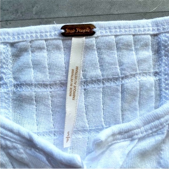 Free People White Cotton Prairie Henley Smocked Top
Size Small - Picture 5 of 9